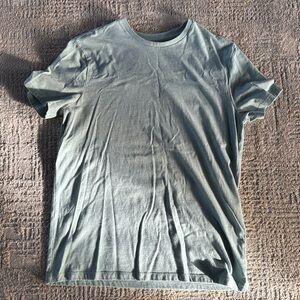 Goodfellow, large men’s t-shirt